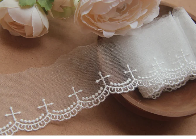 Width: 5cm (2 inch) Vintage Crossing Lace Flower Girl Headdress Embroidery Lace for Crafts Handmade Materials(KK-815)