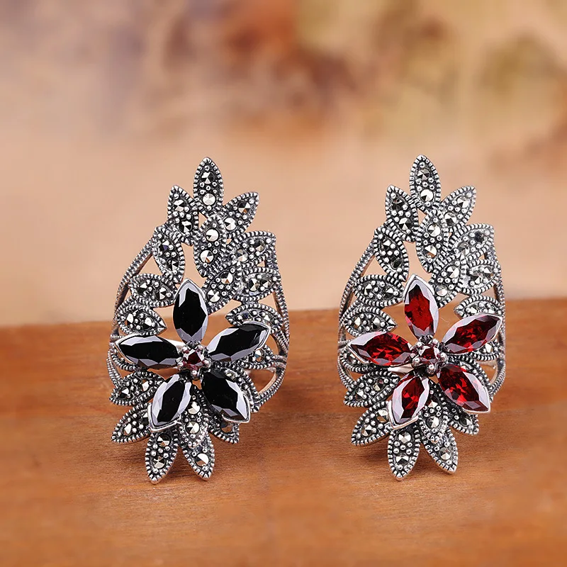 Uglyless Thai Silver Vintage Marcasite Open Wide Rings for Women Garnet Flower Rings Real 925 Silver Bijoux Fine Jewelry R884