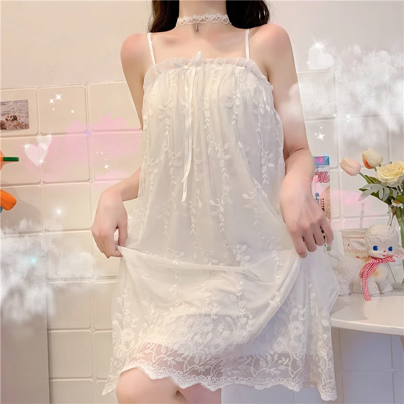 Pyjama de Style princesse pour femme, tenue de nuit Sexy en dentelle, vêtement de maison, robe lolita, nouvelle collection printemps