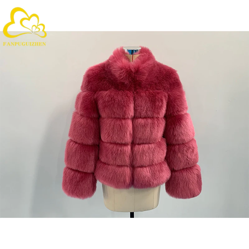 Рисунок 5 - Женское пальто из искусственного меха