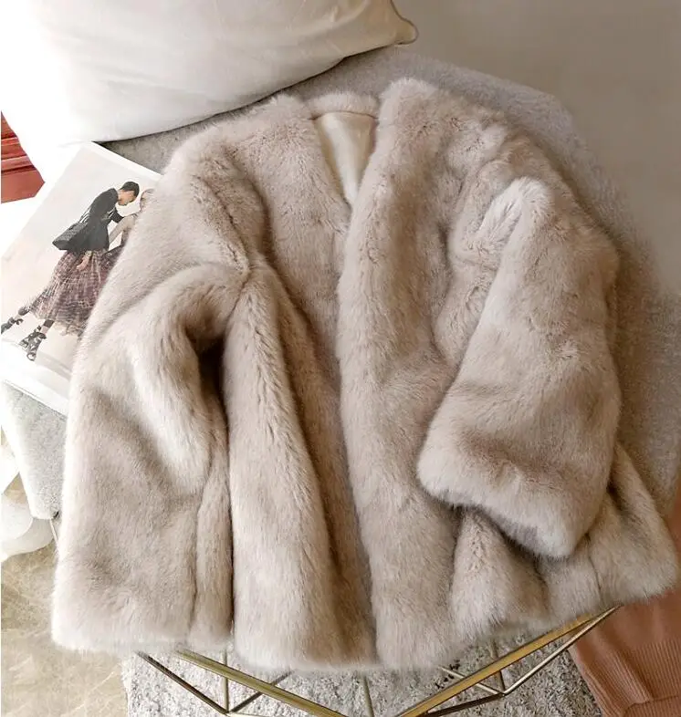 2021 Keep warm Women Winter Grey beige with Black tips Hairy Shaggy Faux Fox Fur Jackets V neck Furry Coat Loose Short Outerwear