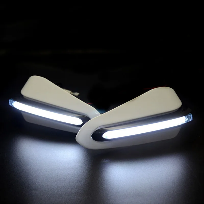 

For HONDA SUPER CUB TRANSALP 650 AFRICA TWIN CRF1000L CBR 1100XX Motorcycle Hand Guards Lights LED Handguard Protective Gear