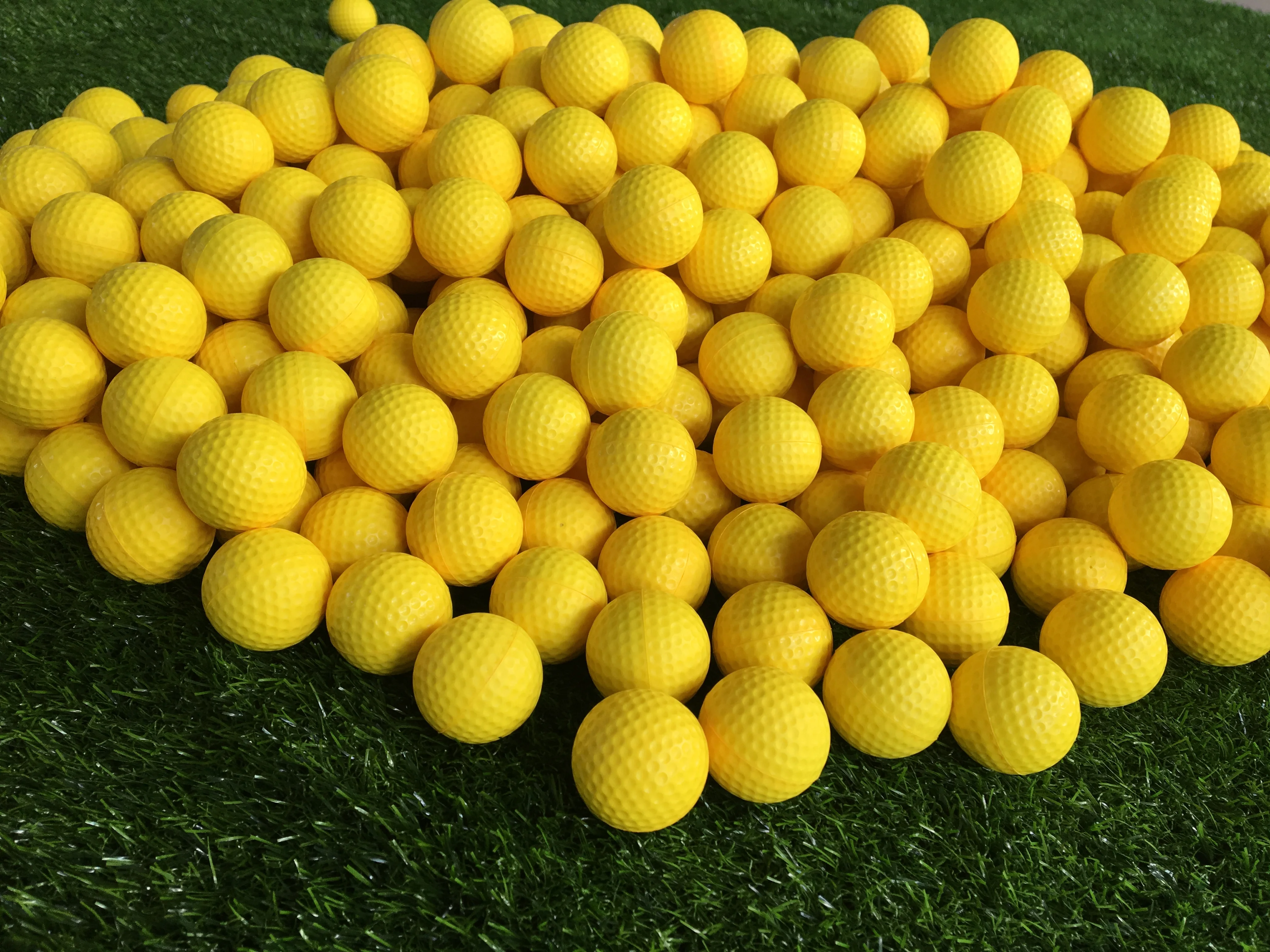 New Elastic Indoor Golf Soft Game Balls 42MM Golf PU Ball Training Practice Elastic Foam Golf Sponge Rubber Balls Capsules Aids