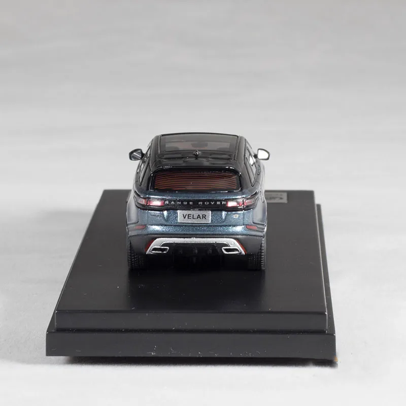 1:64 LCD Land Star Pulse VELAR Land Car Model Simulation Alloy Car Model