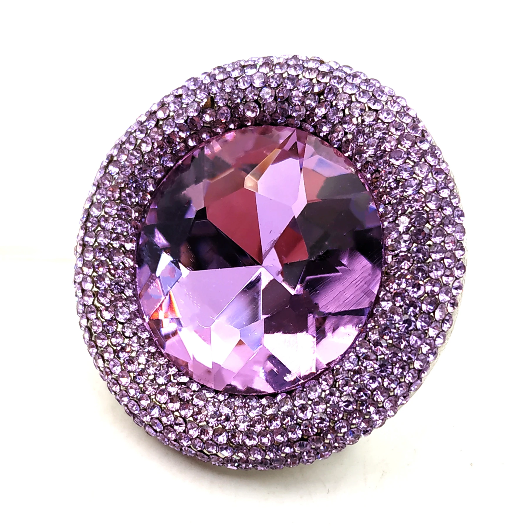 Fantastic Vintage Tinny Crystal Surrounded Large Round Lilac Purple Stone Brooch Lavender Pins for Prom Dressy Ball Gown Jewelry