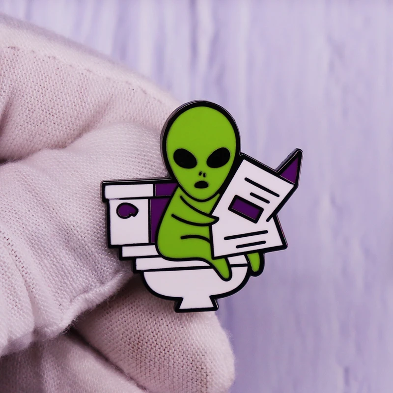 Cartoon Novel Alien read newspaper sitting on Toilet Enamel Brooch Badge fashion Jewellery