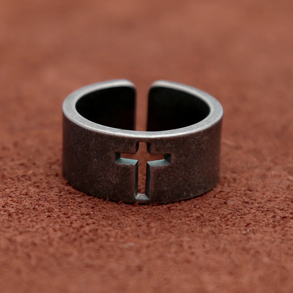 Hollow Retro Cross Titanium Steel Ring Mens Simple Open Finger Rings Punk Hip Hop for Male Boyfriend Biker Jewelry Wholesale