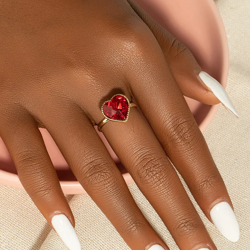 Luxury Red Crystal Heart Rings for Women Gold Metal Adjustable Female Bridal Wedding Open Rings Engagement Party Promise Jewelry