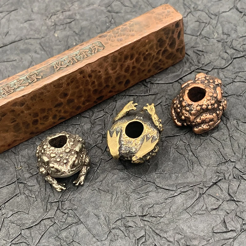 Retro Brass Frog Knife Beads DIY EDC Outdoor Tool Lanyard Hanging Jewelry Accessories Toad Umbrella Rope Keychain Pendants Gifts