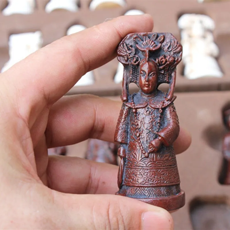 Juego de ajedrez antiguo con forma de figuras grandes de resina, juego de mesa de cuero, piezas de navidad, cumpleaños, regalos para padres e hijos