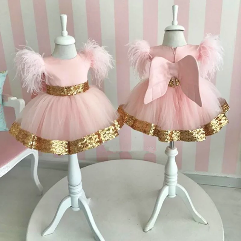 CustomizedSparkly Luxurious Flower Girl Dresses Feather Beaded Little Girl Wedding Dresses Cheap Communion Pageant Dresses Gowns
