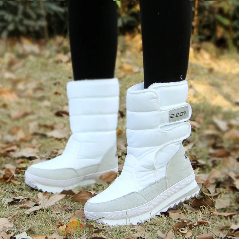 2022 Hot Sale Women Snow Boots With Waterproof Surface And Comfortable Sole For Winter Warm-up with Buckle Shoes +30% Wool