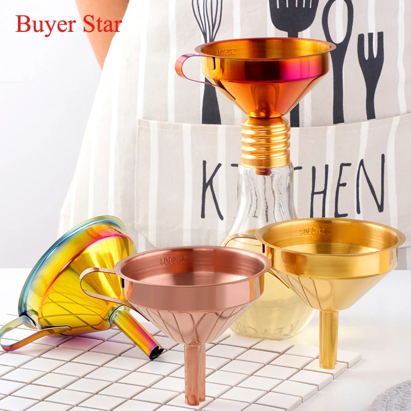 1pcs Hangable 10.7cm Stainless steel funnel Kitchen gadget household Gold metal Funnels set Spices Wine Flask Filter table tools