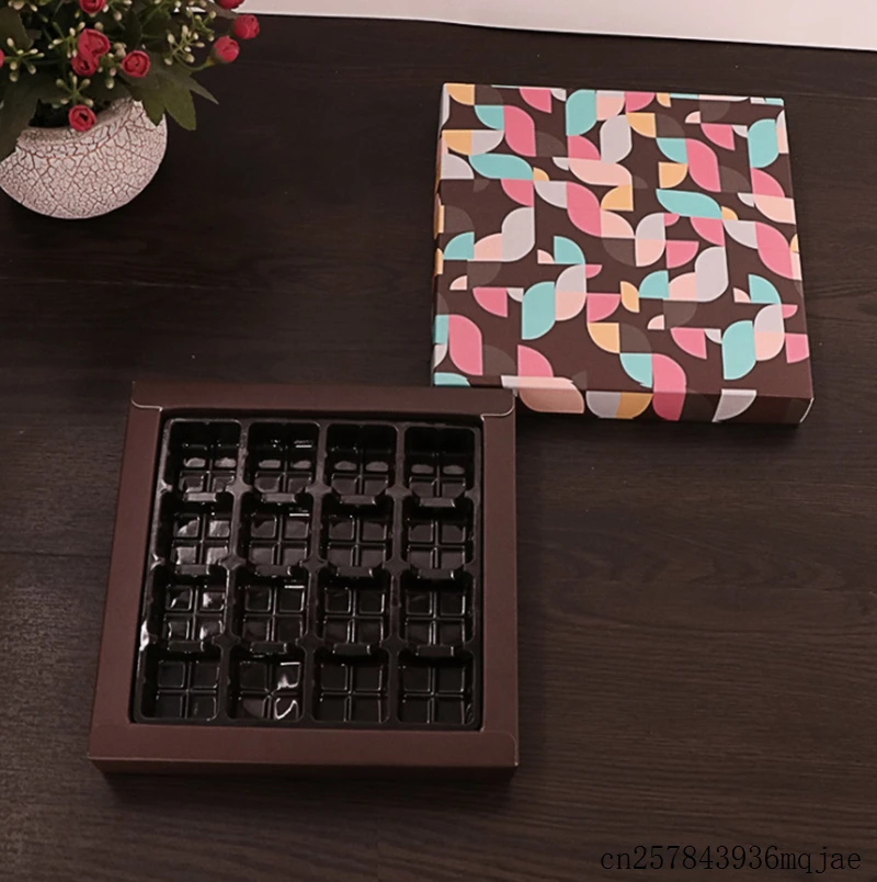 

100pcs Chocolate Paper Boxes Yolk Crisp Chocolate Box Flower Pattern Nougat Cookie Candy Box Wedding Gift Packing Box