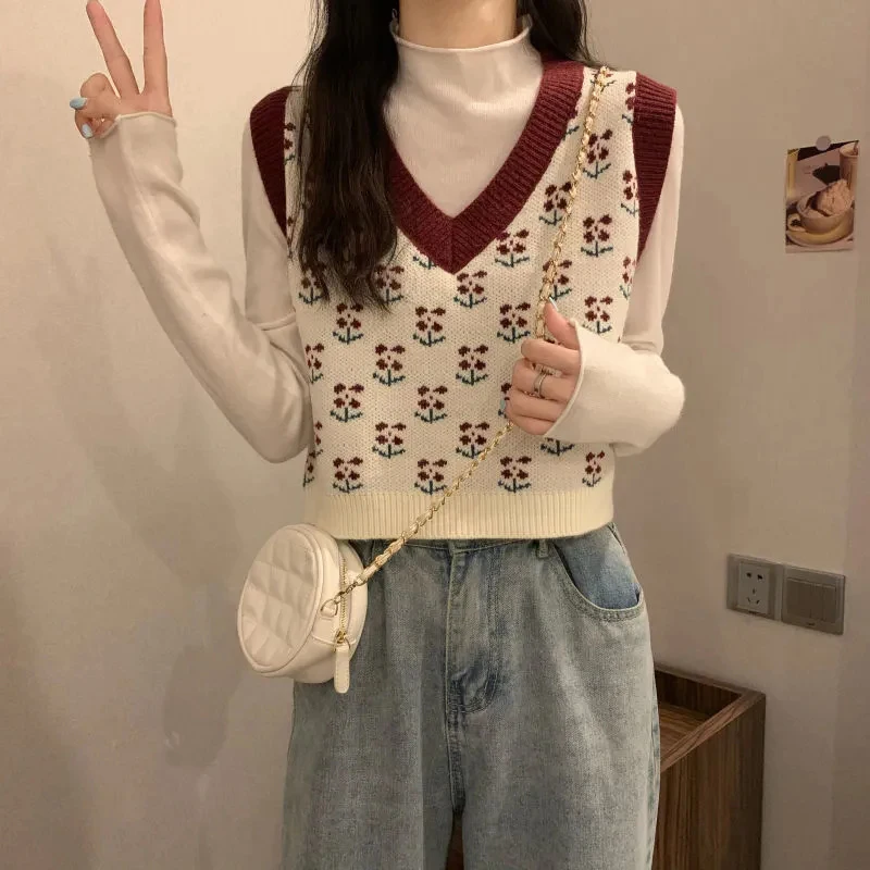 Cropped Knitted Sweater Vest Simple Printing V-neck Sleeveless Pullover Sweater Women All-match Slim Loose Student Sweater Vest