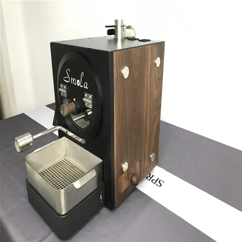 Household coffee roasting machine heated by heat radiation from walnut wood