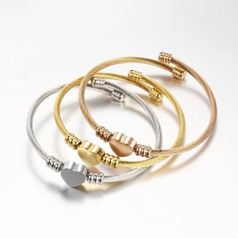 Nowy modny metalowy pleciony kabel kształt bransoletka z serduszkiem dla kobiet moda metalowa bransoletka akcesoria na rękę 2021 biżuteria dla dziewczyny prezent
