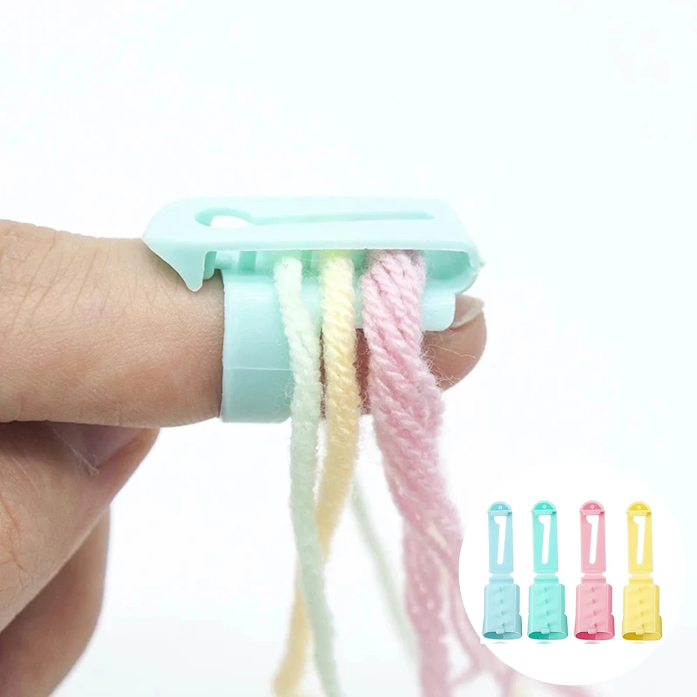 4/2PCS Yarn Guide Finger Holders Knitting Thimble Knitting Loop Crochet Ring for Crochet Knitting Crafts Accessories Tool