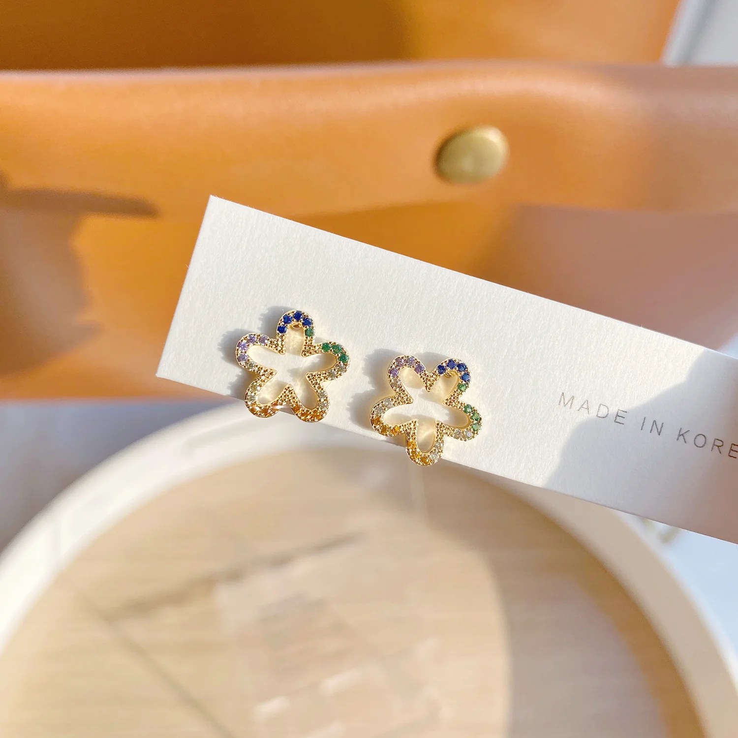 Japanese&Korea New Design Crystal Flower Stud Earrings for Women Fashion Brand Jewelry Gift Multi-color Hollow Earrings