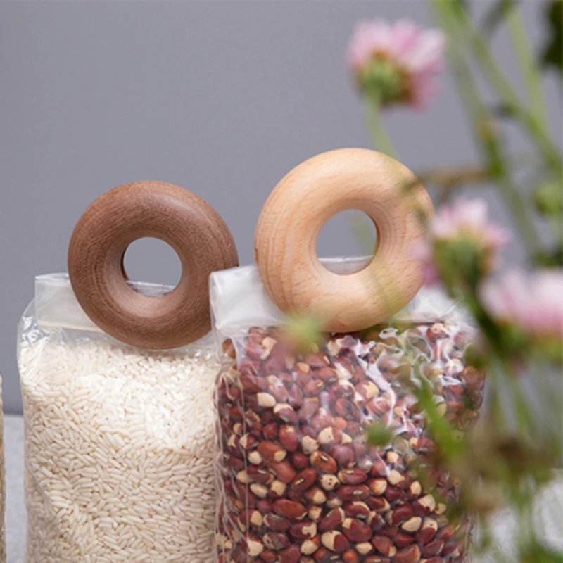 Storage In The Kitchen Wooden Doughnut Sealing Clips Creative Decoration Snack Packaging Bag Moisture-proof Clip Sealing Machine