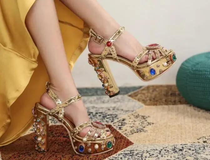 

New Gold Pearl Rhinestone Rivet Square Heel Buckle Strap Platform Sandals Summer Woman Colorful Gemstone Party Wedding Shoes