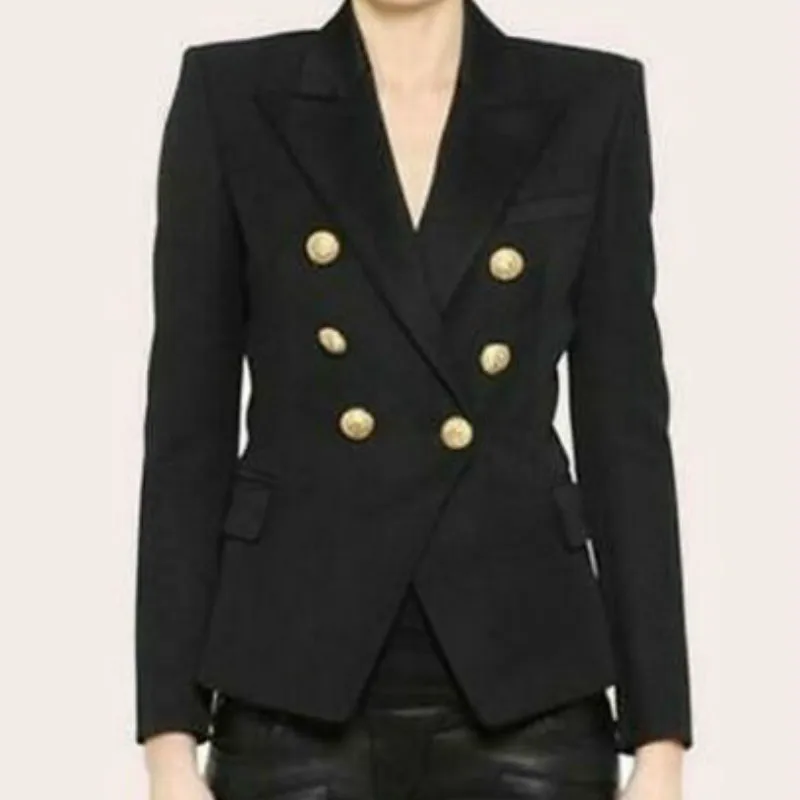 Рисунок 5 - Женский двубортный тренчкот