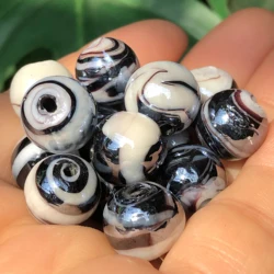 12mm ๋ธ๋ ํ์ดํธ ์บ๋ ์ค๋ฌด๋ฌ ๋ฌด๋ผ๋
ธ Lampwork ํฌ๋ฆฌ์คํ ์ ๋ฆฌ ๋ผ์ด๋ ๋ฃจ์ฆ ์คํ์ด์ ๋น์ฆ Jewerly ๋ง๋ค๊ธฐ Diy ์ก์ธ์๋ฆฌ ๊ท๊ฑธ์ด