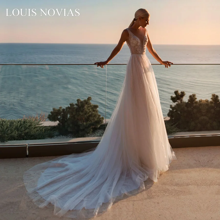 

LOUIS NOVIAS A-line Wedding Dress 2020 Deep V Neckline Beaded Elegant Backless 3D Lace Beach Bridal Dress Vestido De Noiva