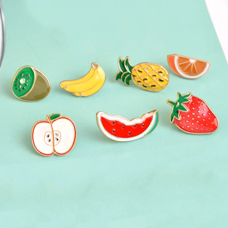 Cute Fruits Pins Cartoon Watermelon Kiwi Strawberry Orange Banana Apple Pineapple Fruit Brooch Pin Badge Vintage Gift