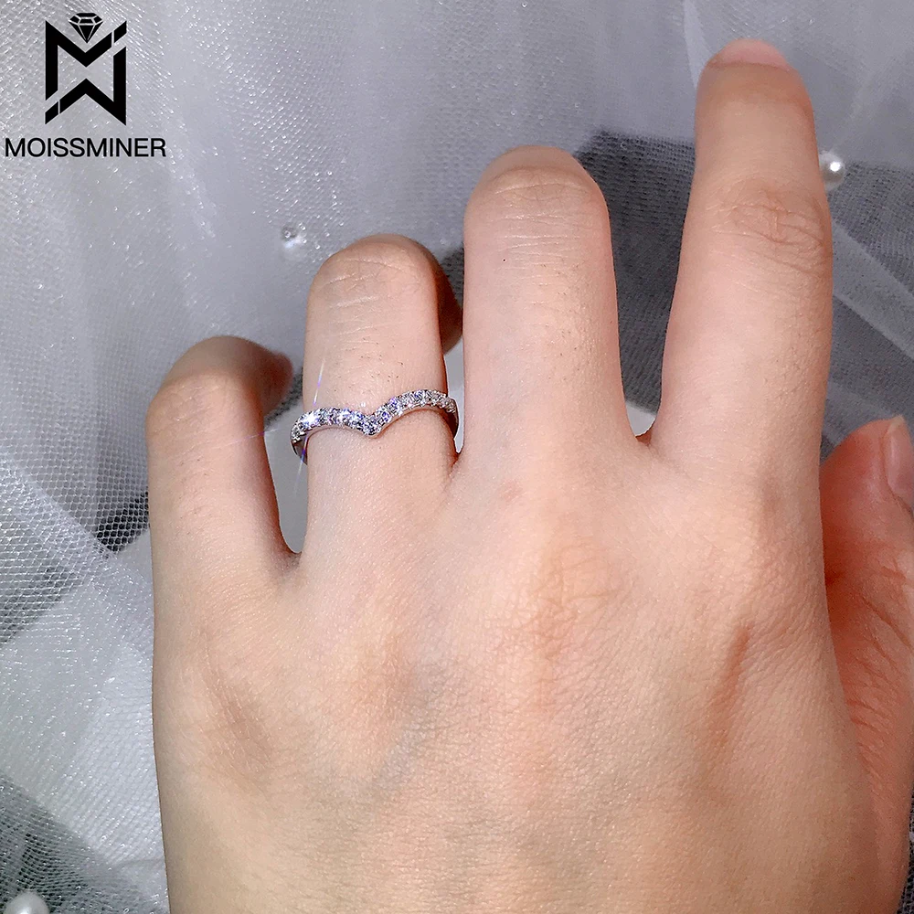 

Moissanite Rings For Women One Row V Iced Out Real Diamond Finger Ring Jewelry Men High-End Jewelry Pass Tester Free Shipping