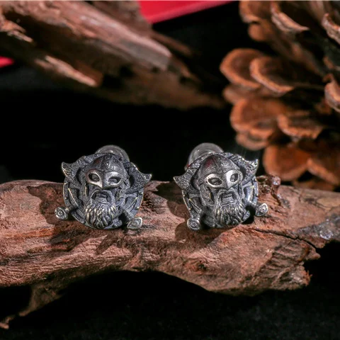 

Vintage Silver Plated Stud Earrings Viking Pirate Skull Earrings Scandinavia Motorcycle Party Biker Jewelry Men Women's Earrings