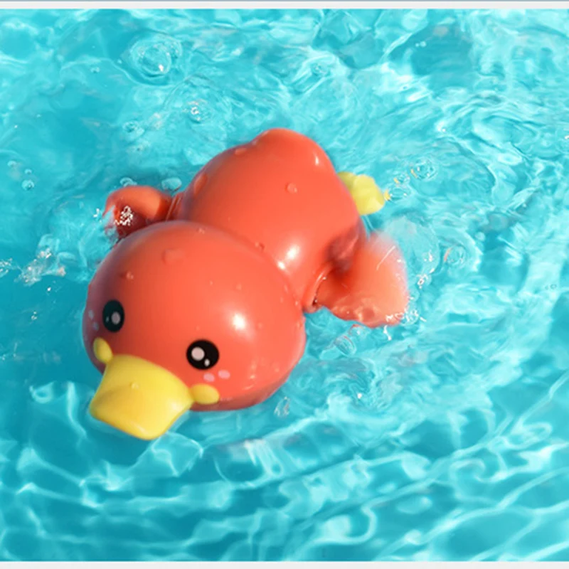 Giocattoli da bagno Classic Cartoon Animal Cute Animal Duck Wind Up Chain Bathing Clockwork gioco da bagno Water Beach toys for Kid