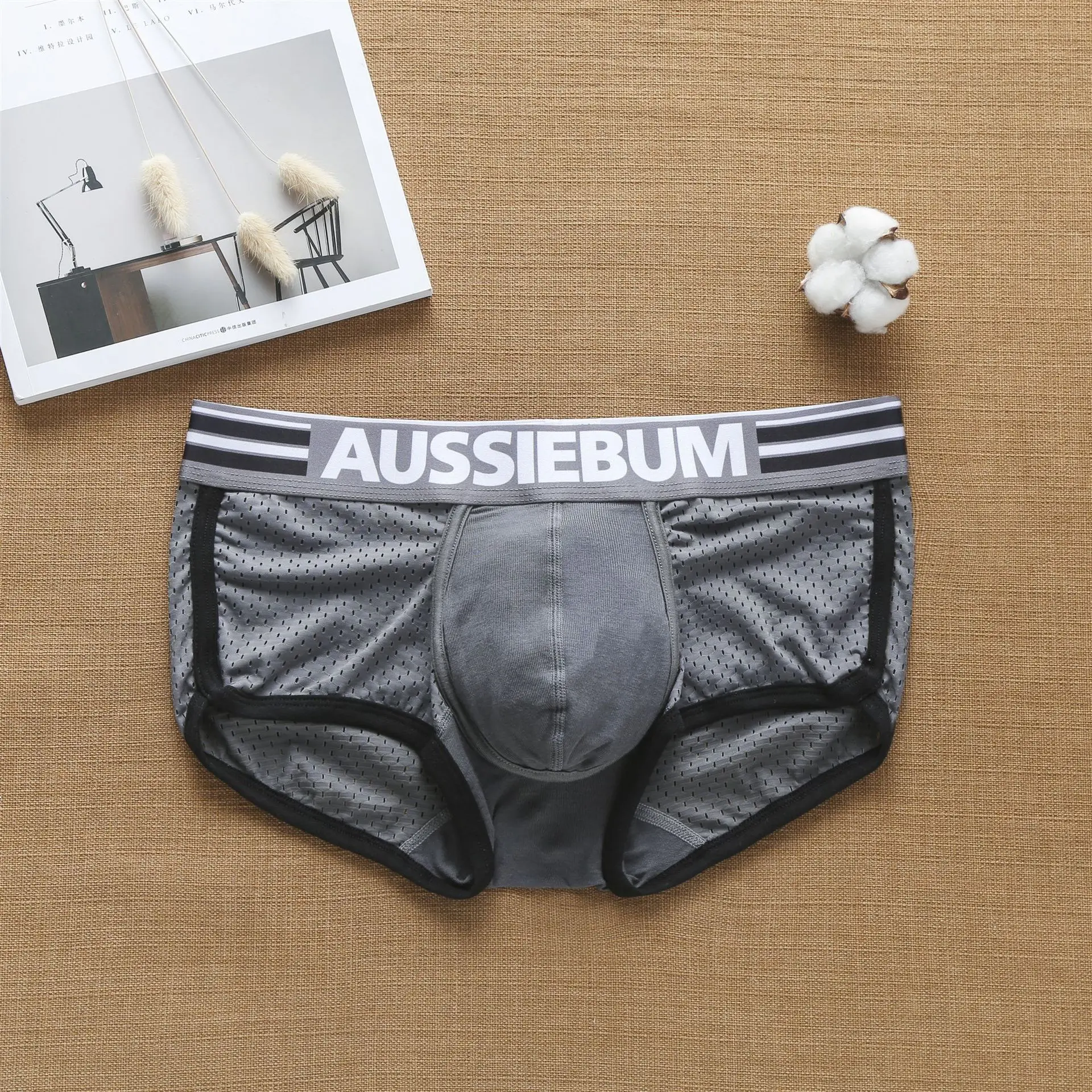 Dropshipping Men Underwear Male Underpants Bikini Pant Low Rise Men Underwear Comfortable Breathable Briefs (3 Colors Optional)