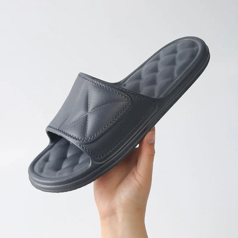 Pantoufles d'intérieur antidérapantes pour hommes, sandales et pantoufles confortables à fond souple, pantoufles de bain et de salle de bain, chaussures pour hommes