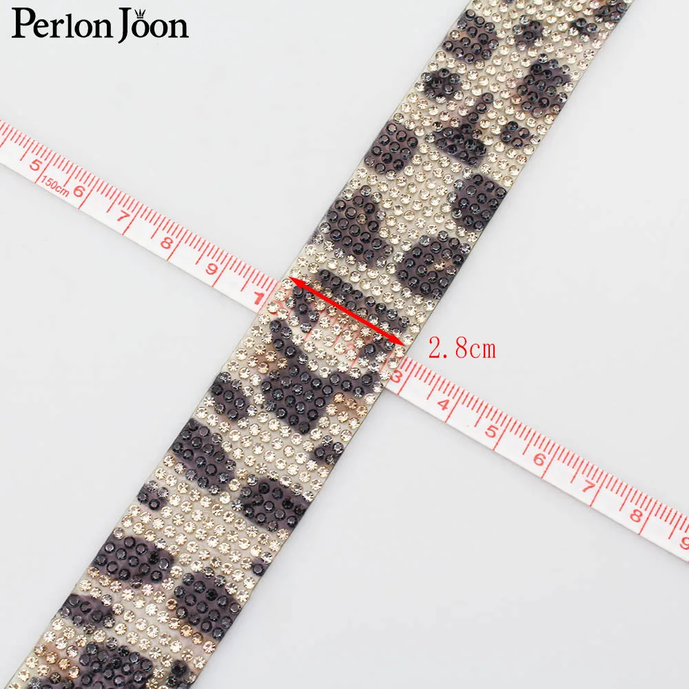 Hot sale 2.8cm width rhinestone print leopard webbing flashing leopard Hot Rhinestone trap clothing shoes decorative straps TR50