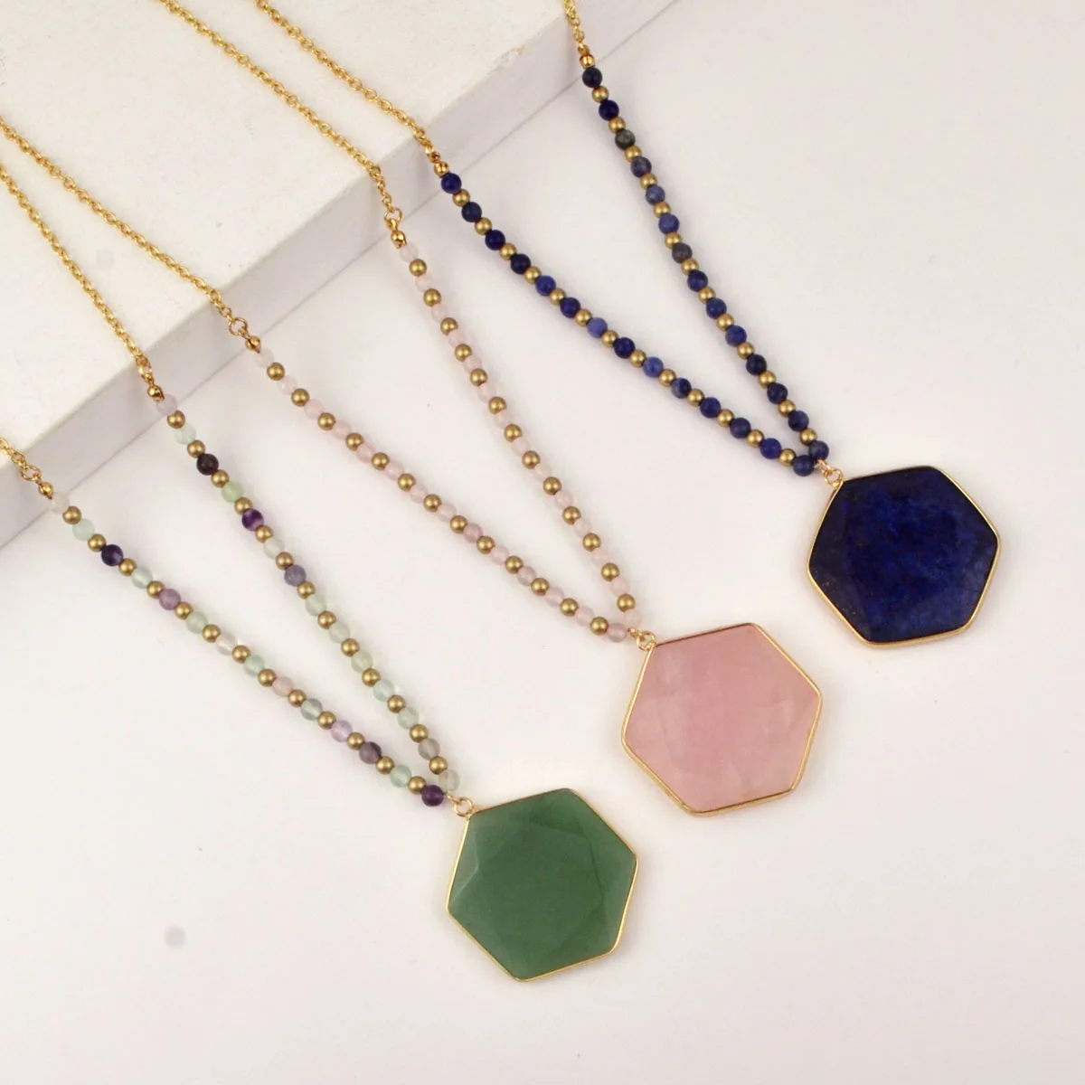 Spring Summer Popular New Design Fashion Jewelry Natural Stone Beaded Chain Hexagon Stone Pendant Necklaces