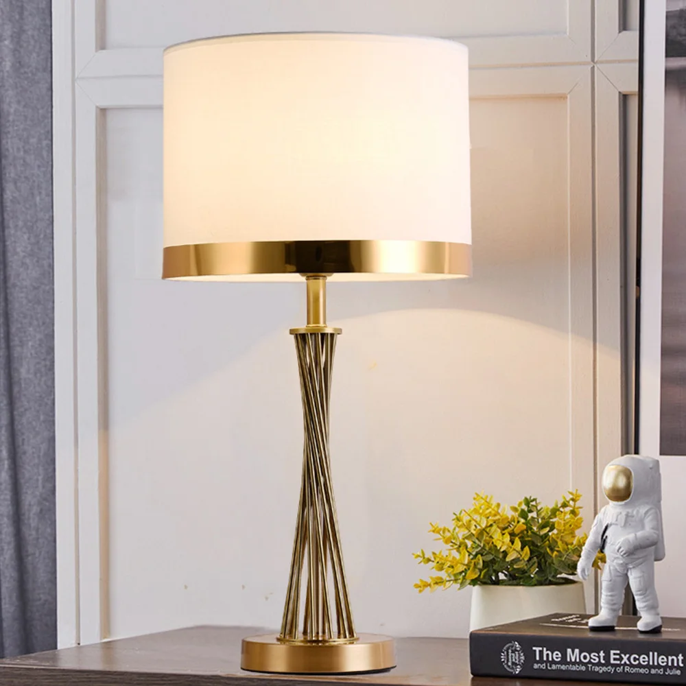 Nordic Simple Postmodern Table Lamp Model Room Living Room Study Bedside Decoration Household Table Lamp American Light Luxury