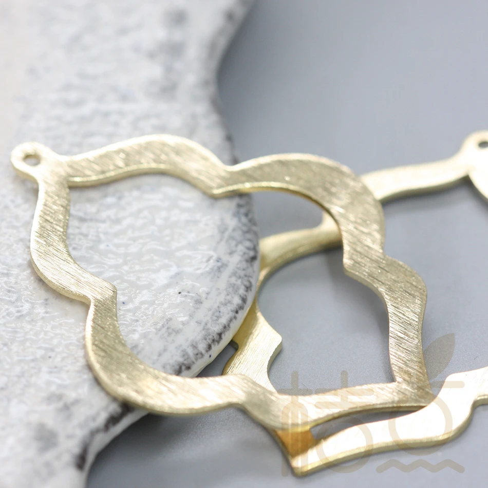DIY Supply-Solid Brass Finding Brushed Flower Charm - 49x37.6mm (4106C)