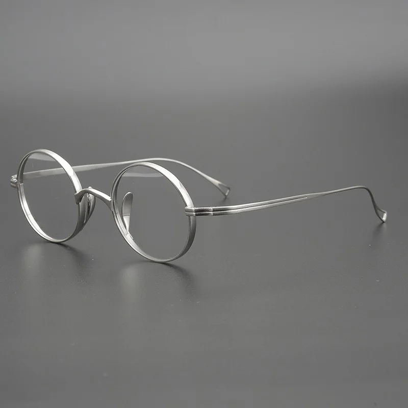 Titanium Glasses Frame Men Women Vintage Small Round Eyeglass Male Retro Optical Myopia Eyeglasses Frames Gold Eyewear Oculos