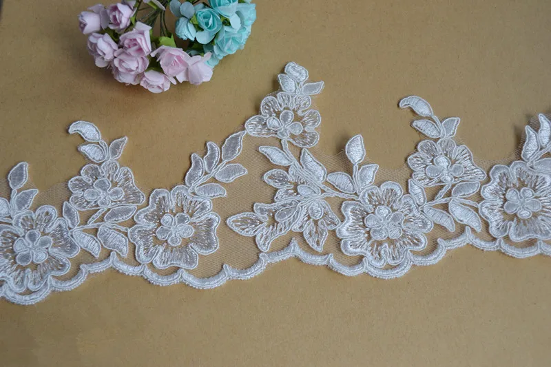 

thin lace trim flowers lace scallop trim Ivory Bridal Dresses Lace Boarder Trim DIY Veil Trim 10 Yards