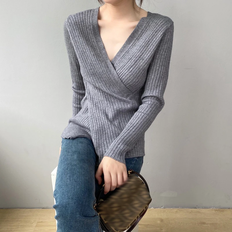 2020 Autumn V-neck Slim Split All-match Fashion Knitted Elastic Jumper Top Black Sweater For Women Fashion Tide C750