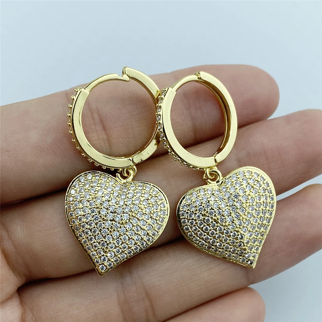 Cute Love Heart Zircon Gold Color Stud Earrings Fashion CZ AAA Cubic Zircon Jewelry Earrings for Women Wholesale Brincos