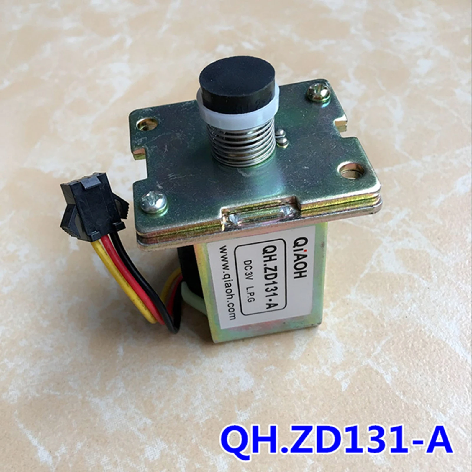 Universal Solenoid Valve for Gas Water Heaters Three-wire 3V QH.ZD131-B for Gas Strong Water Heater Replacement Repair Parts