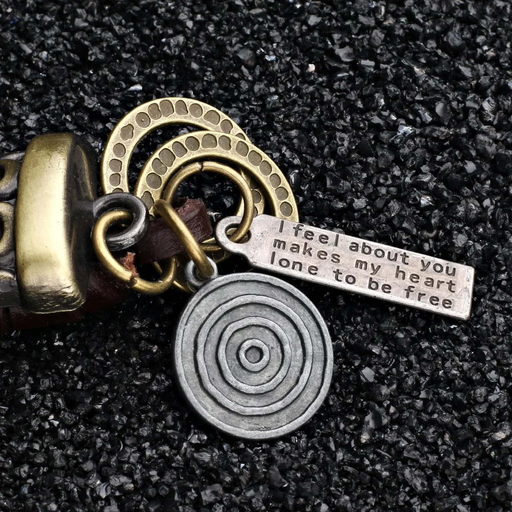 2024 Trend Jewelry Alloy Accessories Horns Pendant Keys Chain Vintage Handmade Weave Leather Keychains Men