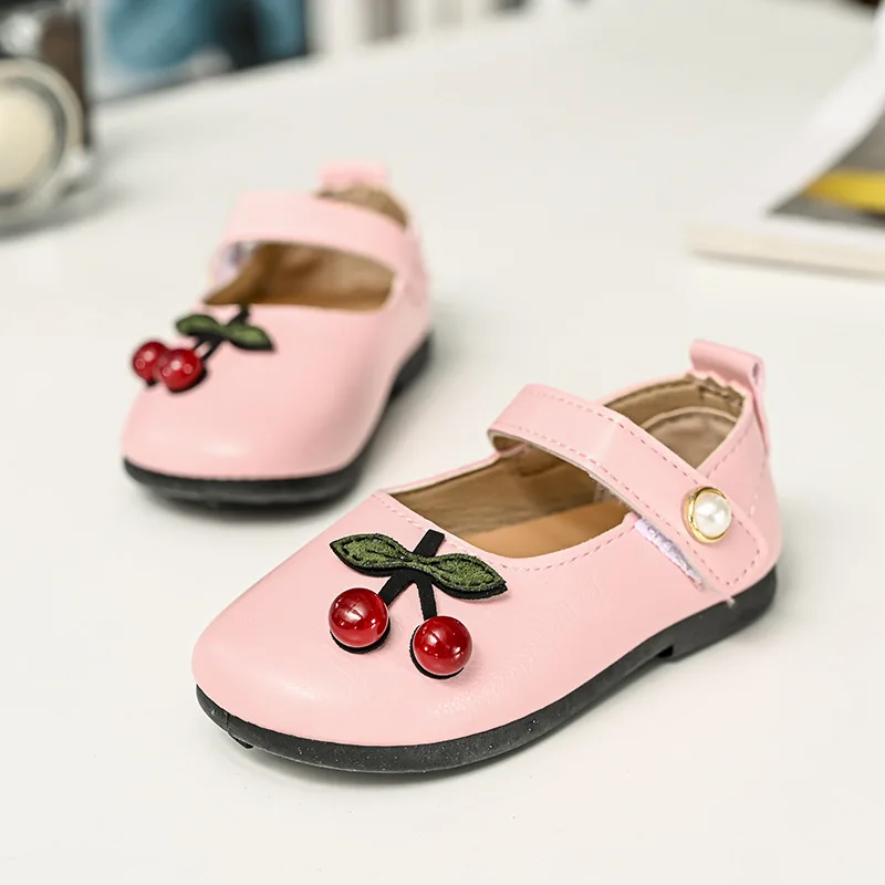 2021 New Childrens Shoes Princess Kids Leather Shoes for Girls Cherry Casual Pearls Wedding Party Dance Child Performance Shoes