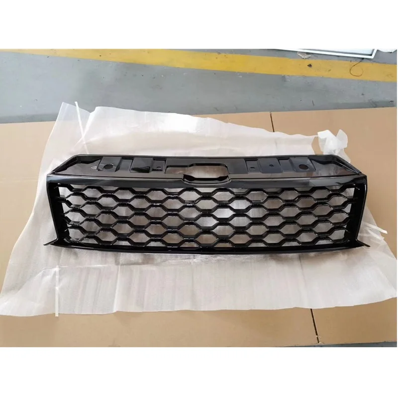 AUTO PICKUP CAR ACCESSORIES FRONT MESH MASK COVER ABS GRILLS GRILLE FIT FOR VW amarok v6 2015-2019 VEHICLE GRILL PARTS