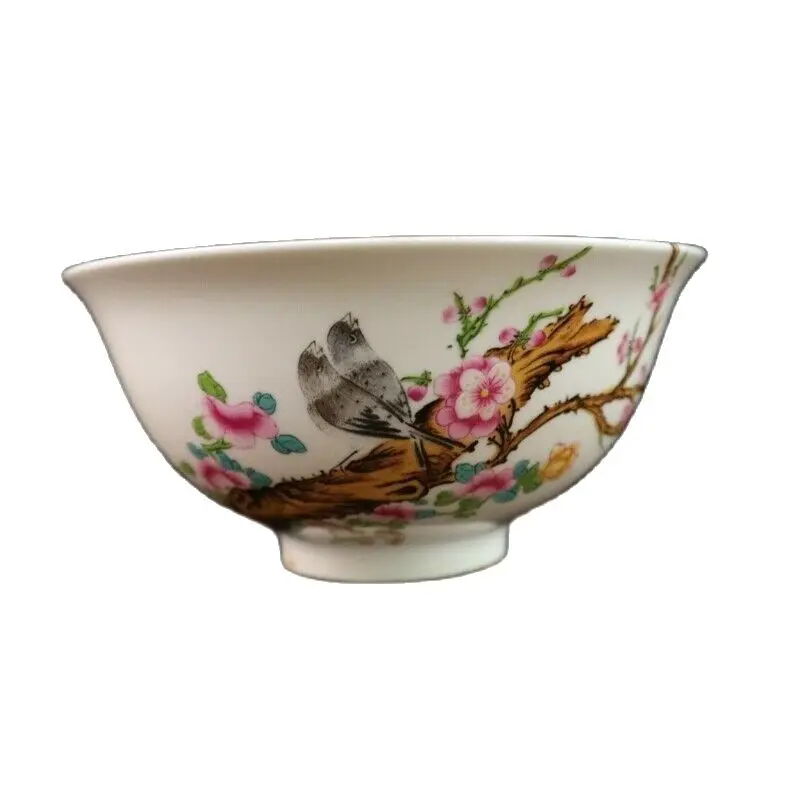 Chinese Old Porcelain Pastel Porcelain Painted Flower And Bird Pattern Bowl