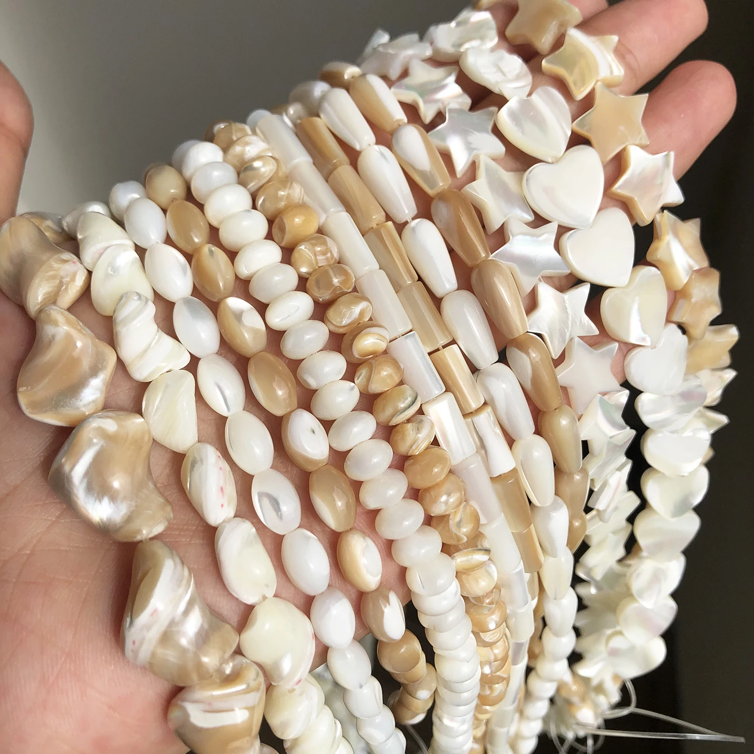 Natural Mother of Pearl Shell Beads White Beige Love Heart Oval Star Round Freshwater Shell Bead For DIY Jewelry Making Bracelet