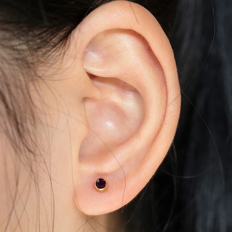 2 Stück CZ Zirkon Medizinische Stahl Ohrstecker Knorpel Tragus Piercings Sterile Geburtsstein Ohr Piercing Ohrstecker für Piercing Gun 20G – Detail 4