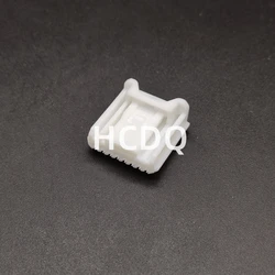 The original 90980-12550 8PIN Female automobile connector plug shell and connector are supplied from stock